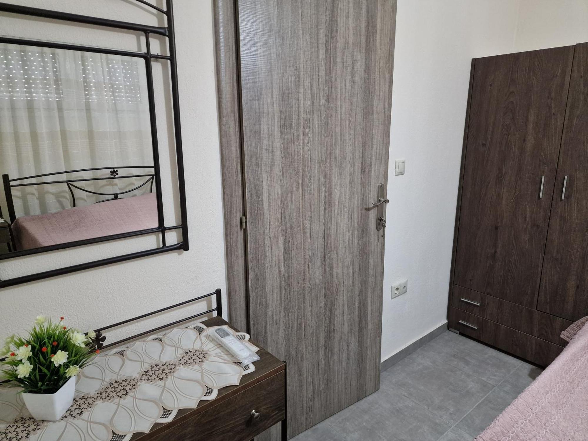 Mihalis Apartment