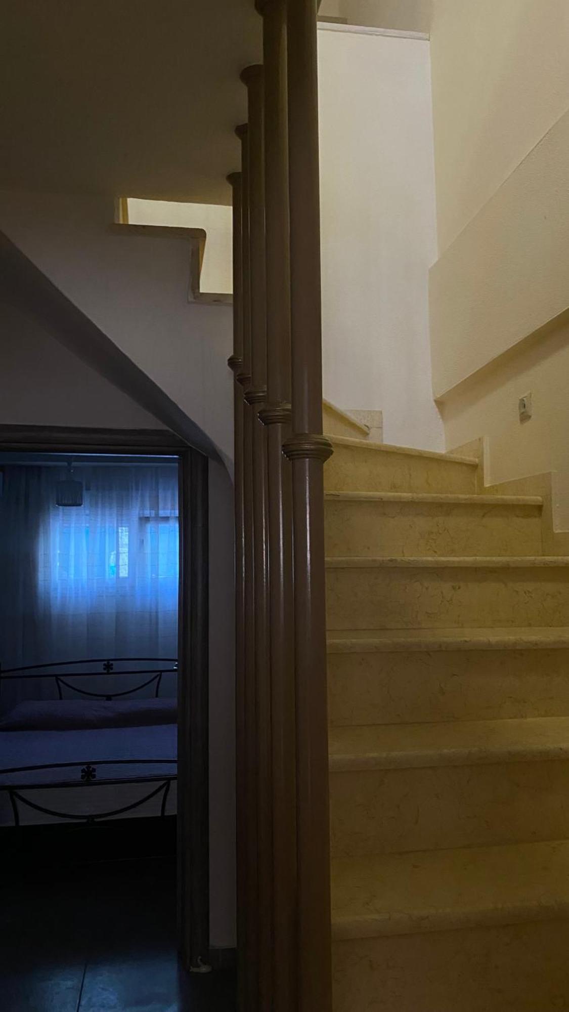 Apartment Mihalis *
